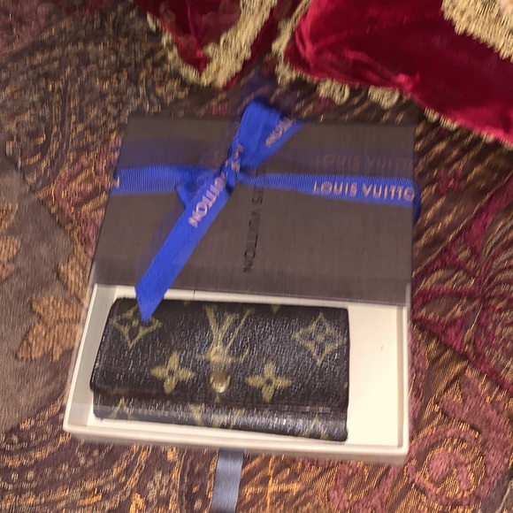Authentic Louis Vuitton card- Keys holder unisex - Picture 11 of 13
